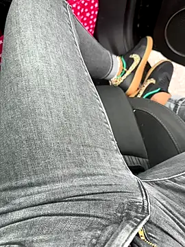 BabyLeopard online show from 10-13-25, 10:37