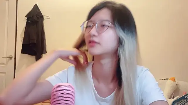 xu9920 online show from 09-12-25, 01:11