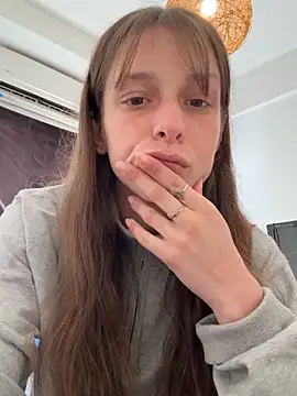 LittleJulietta online show from 09-12-25, 02:06