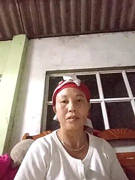 me-cute online show from 10-04-25, 08:51