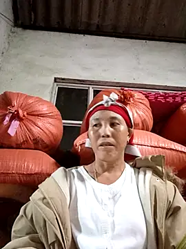 me-cute online show from 10-24-25, 11:28