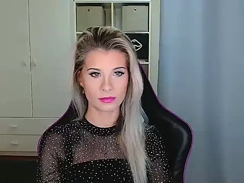 KristineGlow online show from 12-05-25, 07:17