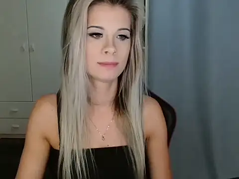 KristineGlow online show from 12-05-25, 07:21