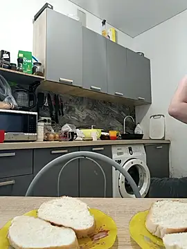 MiaKissy online show from 09-15-25, 05:18