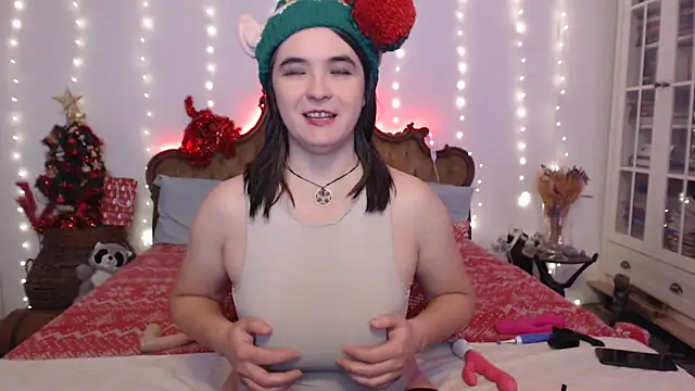 SilkenSin online show from 12-20-25, 10:33