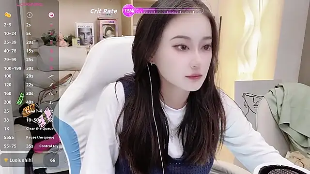 Naiyi-babe online show from 10-19-25, 03:56