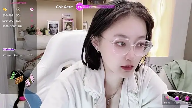 Naiyi-babe online show from 10-28-25, 04:09