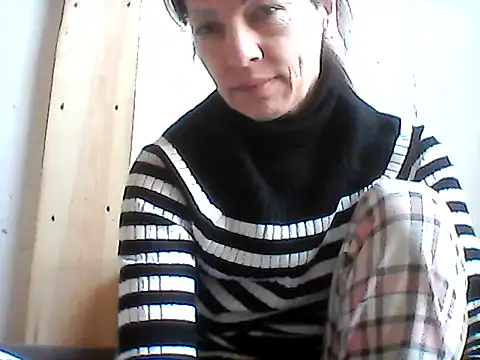 Snapshot of Milana38 chatting on 03-24-26, 07:35 Milana38 online show from 03-24-26, 07:35