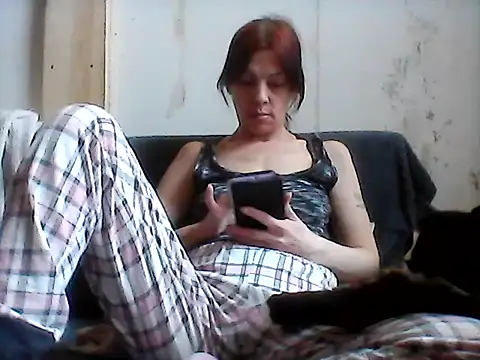 Snapshot of Milana38 chatting on 03-25-26, 07:25 Milana38 online show from 03-25-26, 07:25