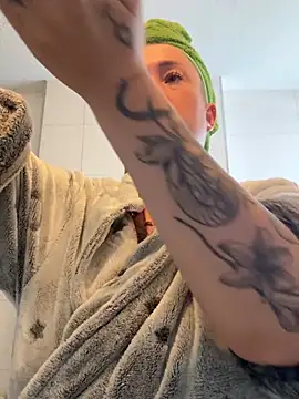 Rozendefotz online show from 05-25-26, 06:41