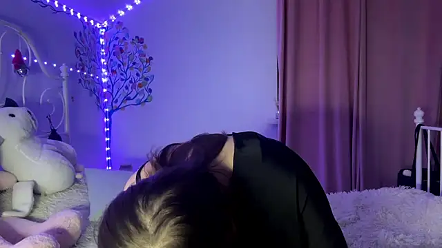 HoneyMist online show from 10-08-25, 06:05