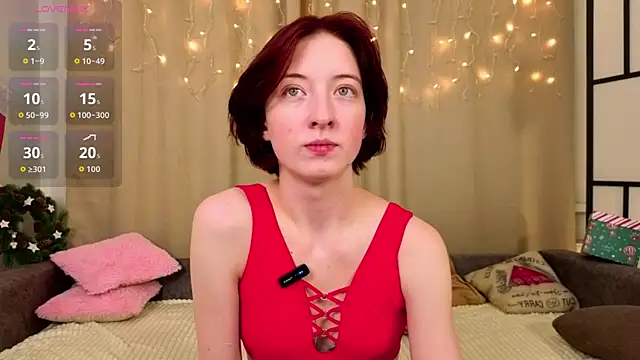 JuanaFriesz online show from 12-17-25, 09:04