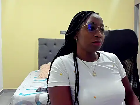 AndreaRossii1 online show from 09-23-25, 11:35