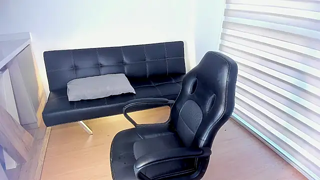 im jero online show from 11-26-25, 10:22