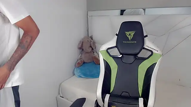 Austin col  online show from 10-14-25, 01:12