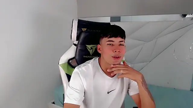 Austin col  online show from 10-16-25, 08:32