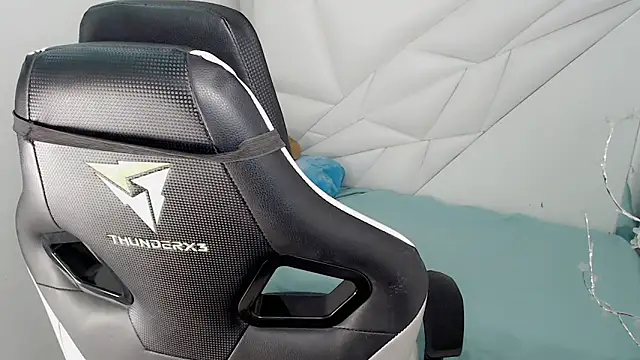 Austin col  online show from 11-01-25, 04:09