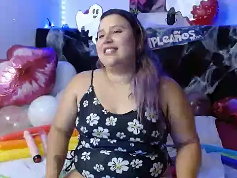 EmmaTower online show from 10-07-25, 07:11