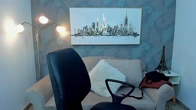 Lucia jane online show from 03-06-26, 09:22