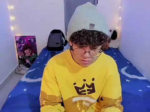 Snapshot of Tom_Blues chatting on 03-05-26, 11:23 Tom Blues online show from 03-05-26, 11:23