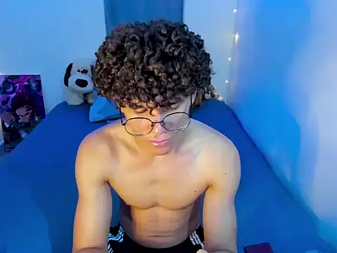 Snapshot of Tom_Blues chatting on 03-13-26, 11:11 Tom Blues online show from 03-13-26, 11:11