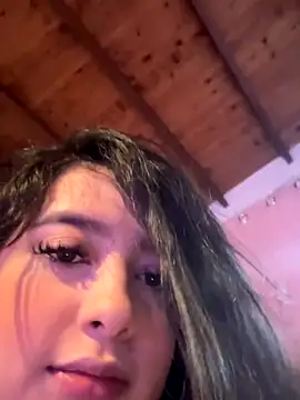 Emiily Moore1 online show from 10-18-25, 10:10