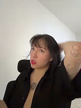 aliciia 23 online show from 11-16-25, 08:47