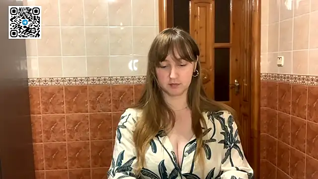 MaroonMoon  online show from 09-29-25, 07:30