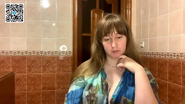 MaroonMoon  online show from 10-04-25, 07:34