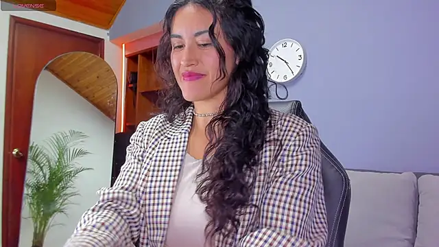 MeridaFox  online show from 09-25-25, 05:16