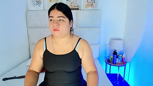 elizawiliamst online show from 06-16-26, 12:08