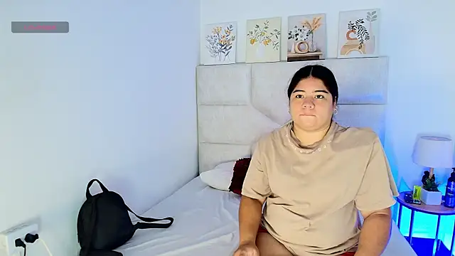 elizawiliamst online show from 06-23-26, 12:03