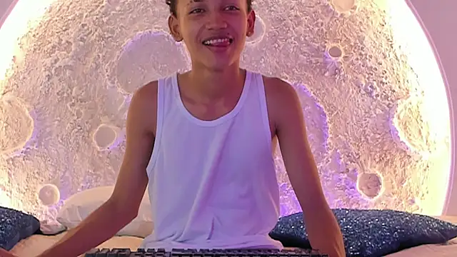  Noah19 online show from 09-29-25, 08:02