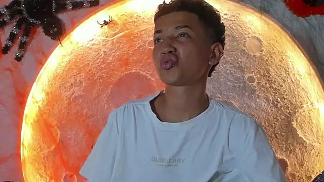  Noah19 online show from 10-21-25, 06:41