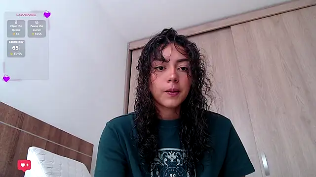 WendySuns  online show from 10-22-25, 05:56