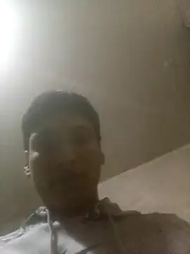 Snapshot of Bebicho14 chatting on 03-23-26, 04:27 Bebicho14 online show from 03-23-26, 04:27