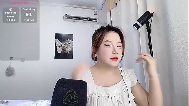 medusanamei online show from 09-23-25, 06:22