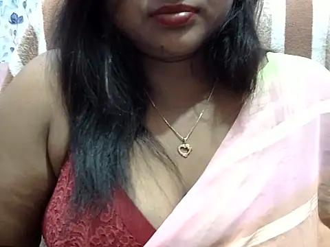 Snapshot of Rooshami_hot01 chatting on 10-18-25, 06:08 Rooshami hot01 online show from 10-18-25, 06:08