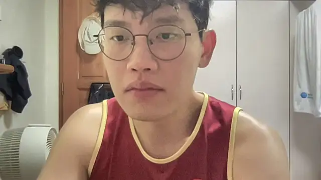 Snapshot of Passionatetwink2 chatting on 09-14-25, 12:10 Passionatetwink2 online show from 09-14-25, 12:10