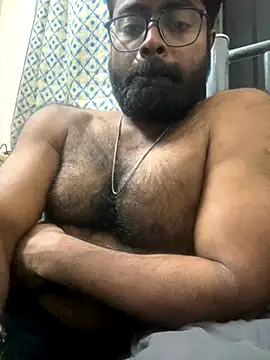 DJLOVE280825 online show from 10-28-25, 07:38