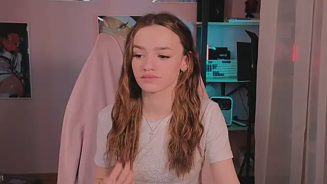 E l i z e  online show from 05-06-26, 05:14