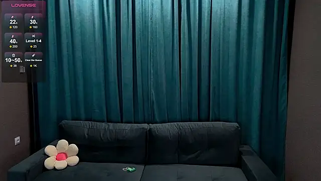 AnnieKim  online show from 11-26-25, 02:07