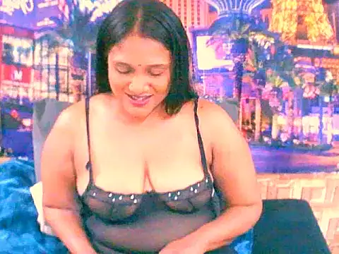 Snapshot of IndianSexyLady4u chatting on 09-12-25, 03:56 IndianSexyLady4u online show from 09-12-25, 03:56
