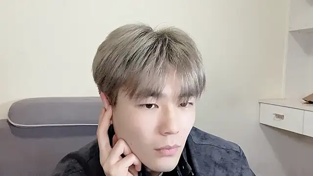 xiaoyang5200 online show from 01-15-26, 03:16