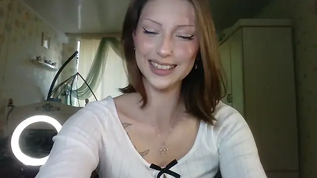 RuxaShade online show from 11-14-25, 11:09