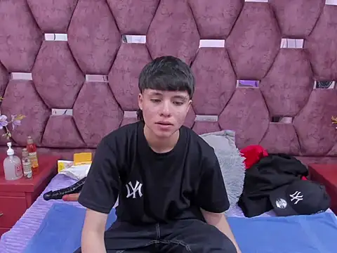 Bruno Cruzz online show from 12-05-25, 02:42