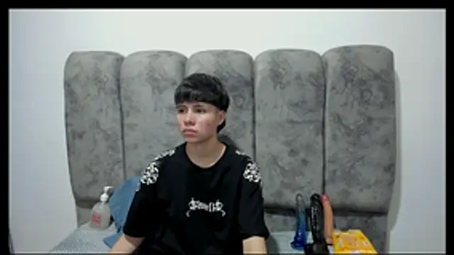 Bruno Cruzz online show from 04-16-26, 02:34