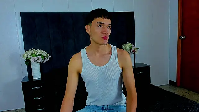 Jacksonflorez online show from 09-08-25, 07:35