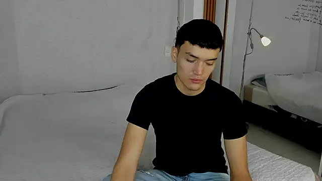 Jacksonflorez online show from 09-17-25, 07:04
