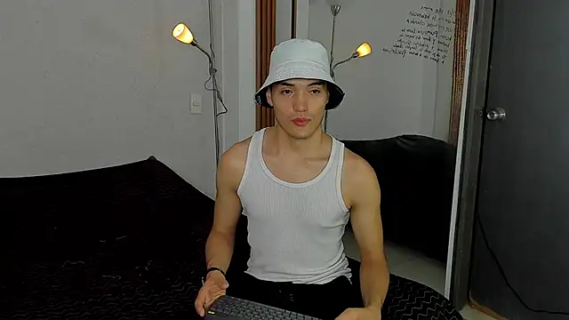 Jacksonflorez online show from 09-22-25, 06:43